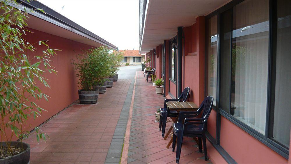 Albany Apartments Buitenkant foto